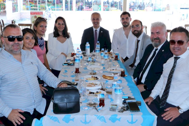 Avukatlar kahvaltıda buluştu