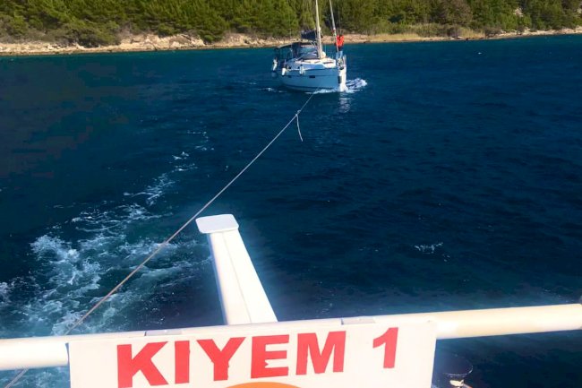 Eceabat’a emniyetle yanaştırıldı 