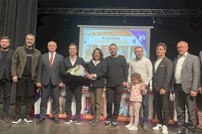 ‘Bir Medya Gösterisi’