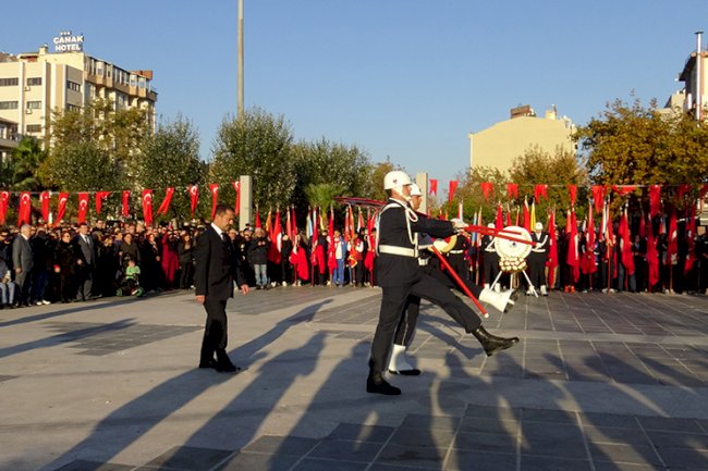Saygı, minnet ve özlemle anıldı