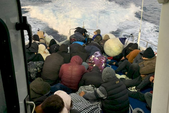 42 düzensiz göçmen kurtarıldı 