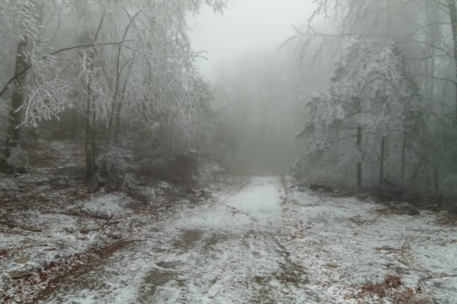 Kazdağları beyaza büründü
