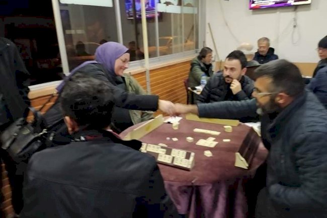 AK Parti tam kadro sahada 