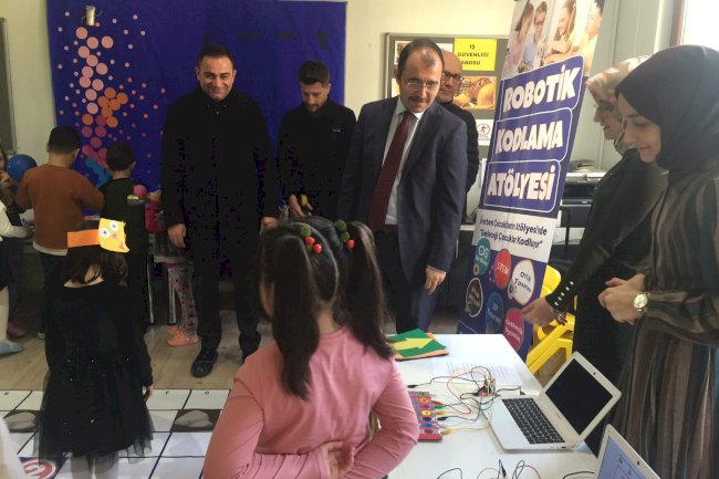 BİGA’DA ROBOTİK KODLAMA SERGİSİ