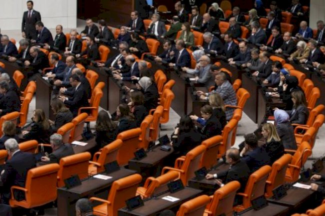 EYT, TBMM’DE KABUL EDİLDİ