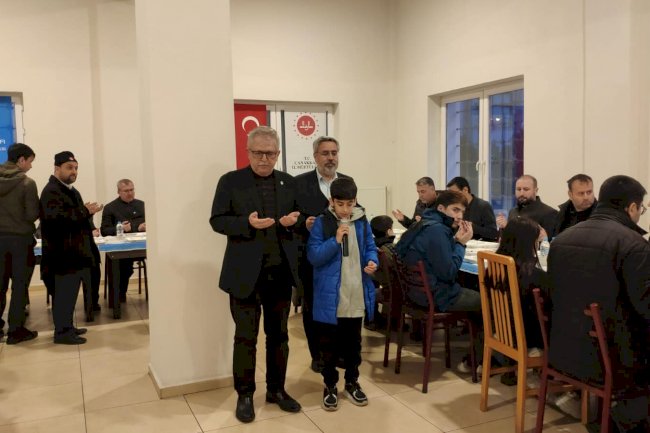 Çanakkale’de Depremzede Vatandaşlar İftarda Buluştu