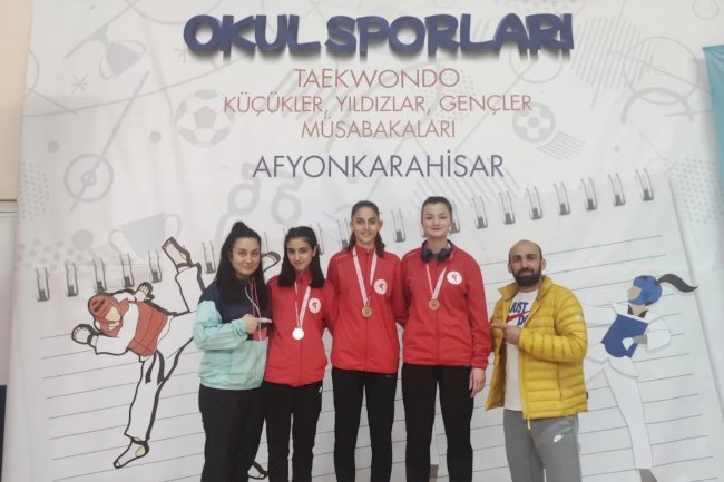 Taekwondo Sporcuları Gururlandırdı