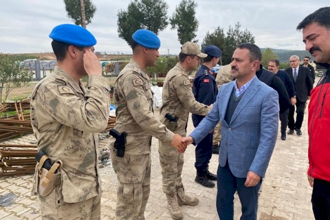 Aktaş, Deprem Bölgesindeki Personelle Bayramlaştı