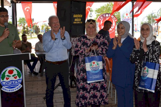 Lapseki Kiraz Festivali’nde Türk Mutfağı İlgi Gördü