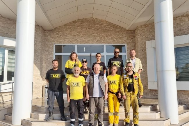 Kuşadası Arama Kurtarma Ekibi Demirci’yi ziyaret etti