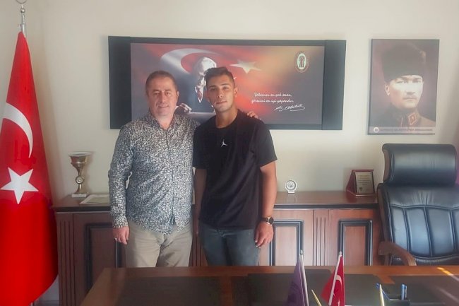 Levent Çakmak Türkiye'de yılın kalfası seçildi