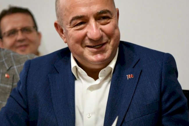 Gider; “Para ve mevkiden vazgeçebilmek, insanı güçlü kılar”