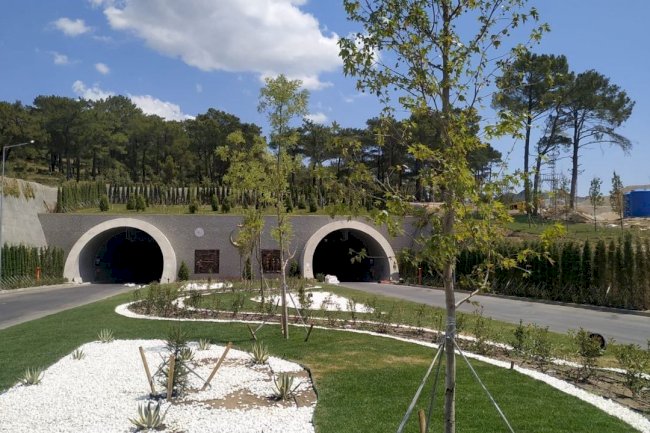 Assos ve Troya Tünelleri’ni 1 yılda 3 milyon 29 bin 444 araç kullandı