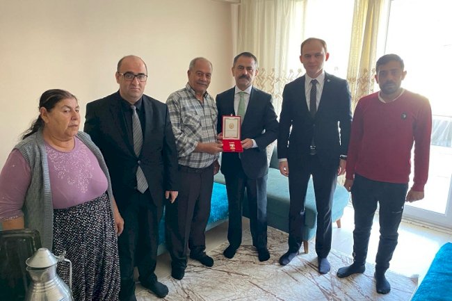 Kıbrıs Gazisine Madalya ve Beratı tevcih edildi