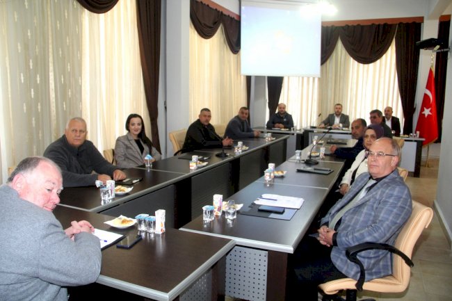 Ezine Belediye Meclisi son kez toplandı