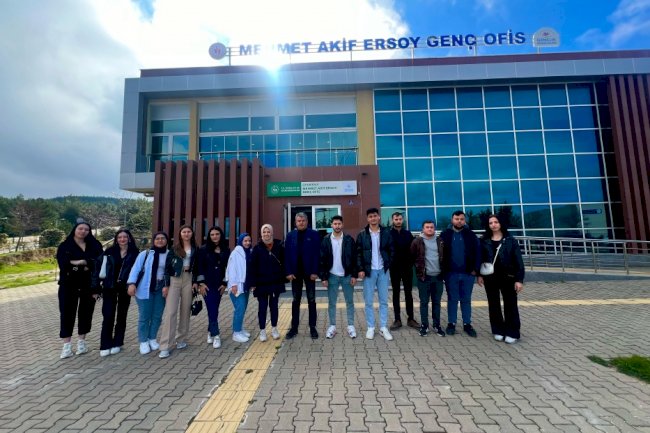 Ezine MYO insan kaynakları masası etkinliğine katılım sağladı