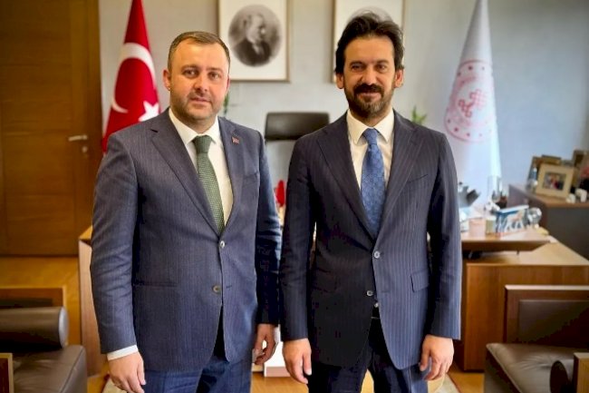 Ankara’dan Ezine’ye müjdelerle döndü