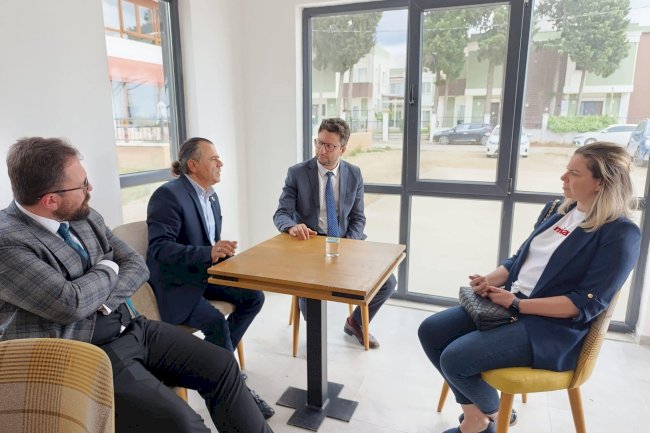 İl Sağlık Müdürü, muhtarlarla görüştü