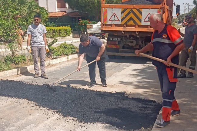 Sahil caddesi yolunda onarım çalışması