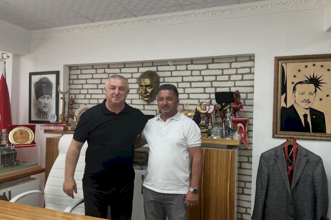 Başkan Oruçoğlu misafirlerini ağırlıyor