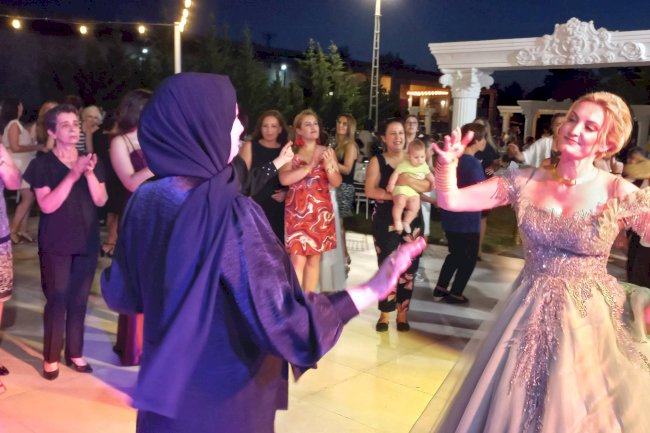 GÜREL AİLESİNİN MUTLU GÜNÜ