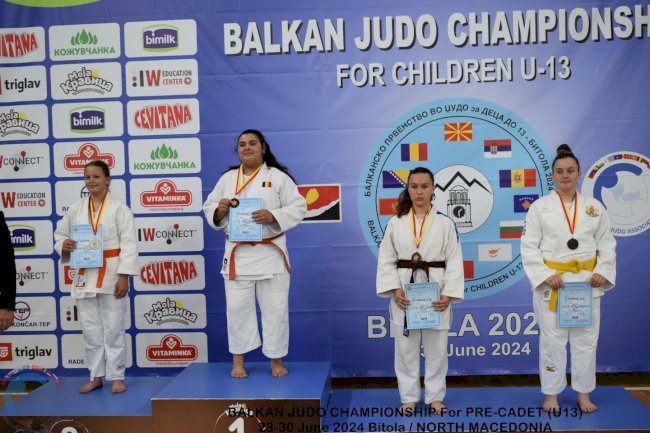 Ecem Özden’den bronz madalya