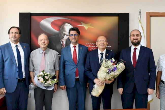 ÇOMÜ’de devir teslim töreni