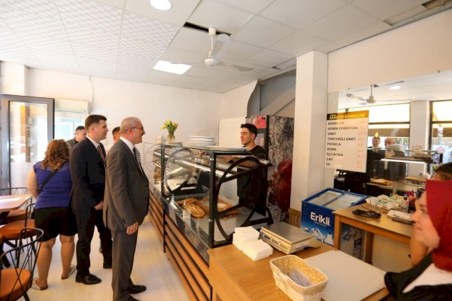 Vali Doç. Dr. Ömer Toraman, Esnafı ziyaret etti