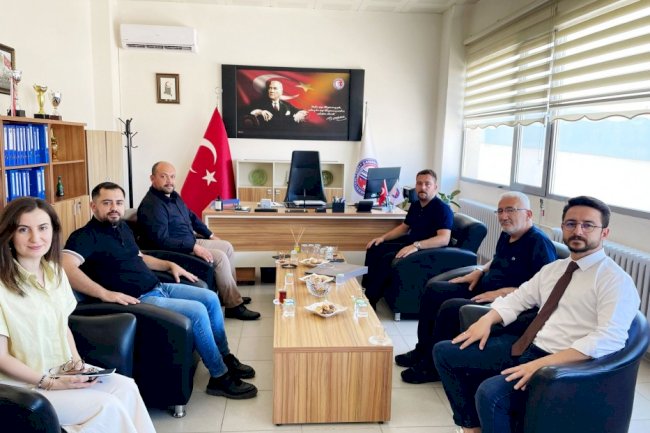 AK Parti’den hayırlı olsun ziyareti