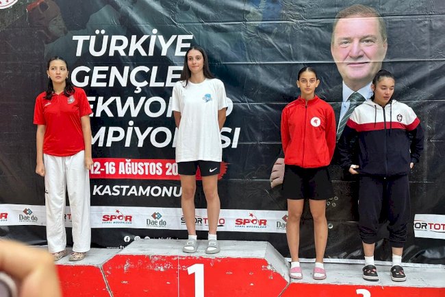 NİSANUR KARAMAN TÜRKİYE ÜÇÜNCÜSÜ OLDU  