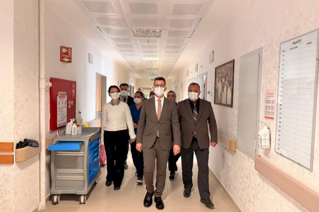 Kaymakam Kaptanoğlu’ndan Ezine Devlet Hastanesi'ne iyaret