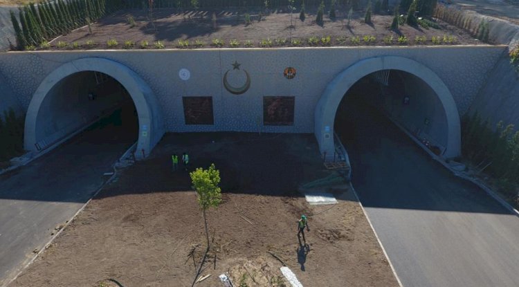 ASSOS VE TROYA TÜNELLERİ’NDE HUMMALI ÇALIŞMA  HAVALANDIRMA SİSTEMİ TAMAMLANMAK ÜZERE