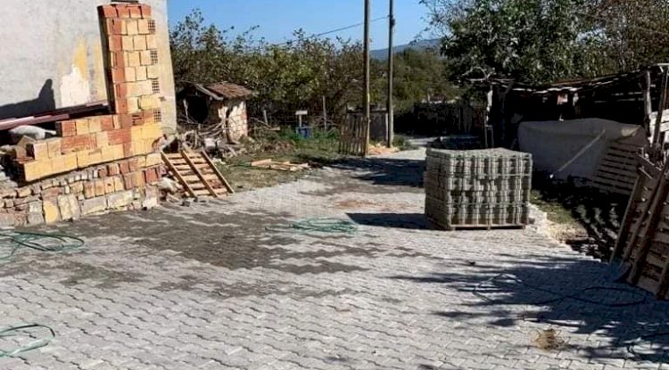 Alanköy’e parke taş döşendi (06.10.2022)