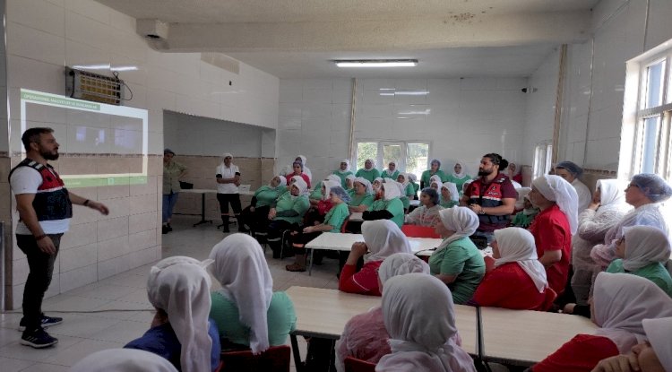 “En İyi Narkotik Polisi; ANNE”