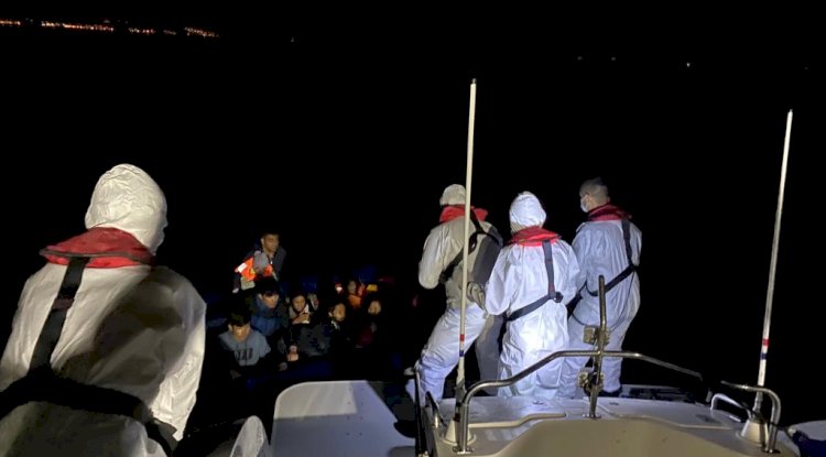 24 düzensiz göçmen kurtarıldı 