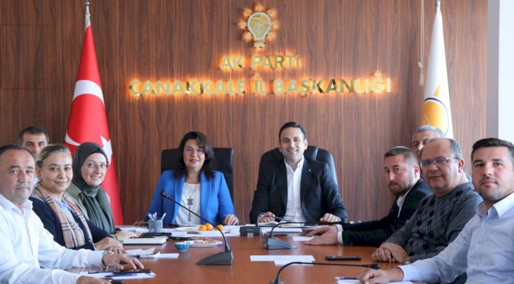 AK Parti’de İlçe Başkanları toplantısı 