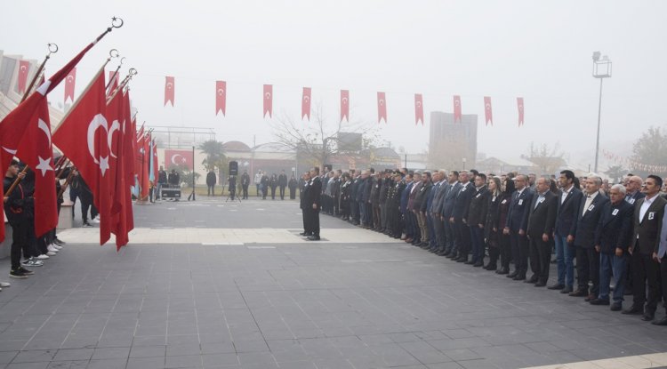 Atatürk’ü saygıyla andılar