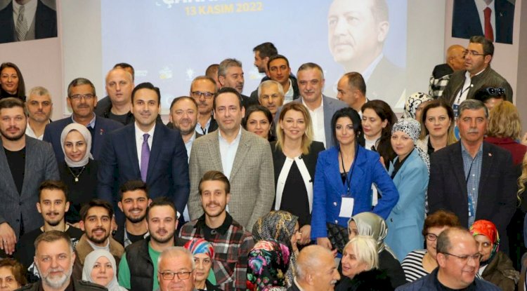 AK PARTİ’DE TEŞKİLAT AKADEMİSİ TÜRKİYE YÜZYILI EĞİTİM PROGRAMI “TÜRKİYE YENİ DESTANLAR YAZMAYA HAZIRLANIYOR”