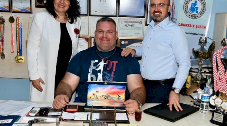 “Engelsiz bir dünya sevgiyle mümkün”