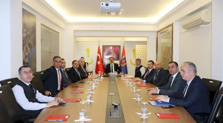 “ÖNLEM AL, HAYATTA KAL”