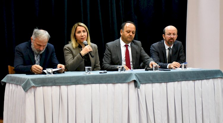 ÇOMÜ’de panel düzenlendi