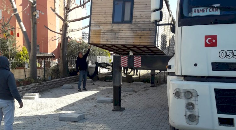Yardımlar deprem bölgesine ulaşıyor
