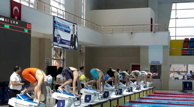 Çanakkale’li Sporcular Yüzme Müsabakalarında Gururlandırdılar
