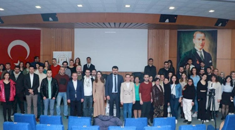 Avukatlar Mesleki Seminerde Buluştu