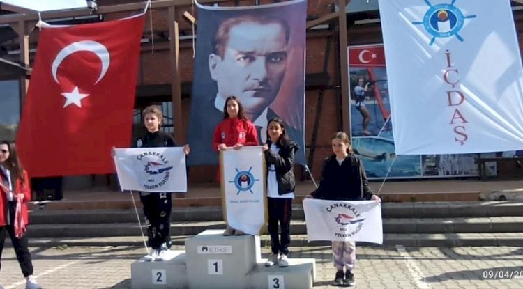 Çanakkale’de Yelken Yarışları Düzenlendi