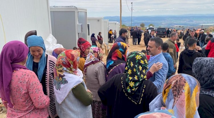 Vali Aktaş, Depremzede Vatandaşlarla Buluştu