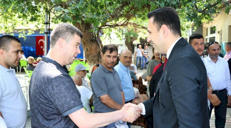 Başkan Makas Bayramda Vatandaşlarla Bir Araya Geldi