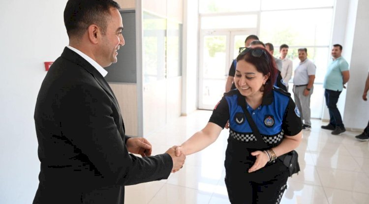 Başkan Erdoğan, Belediye Personeliyle Bayramlaştı