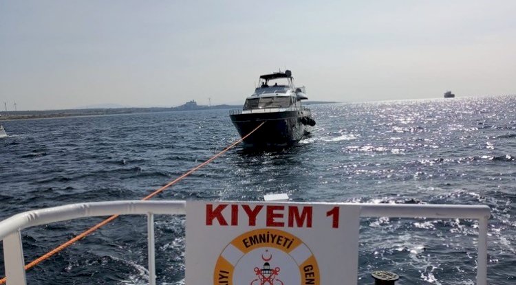 Su alan tekne kurtarıldı, balıkçı barınağına yanaştırıldı