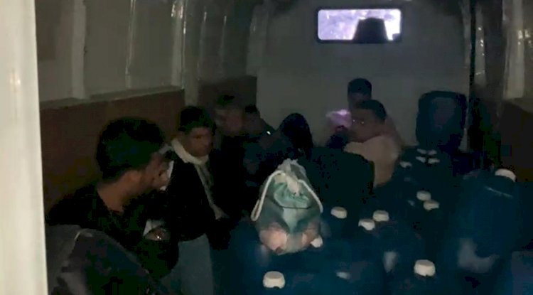 Operasyonda 8 kaçak göçmen yakalandı